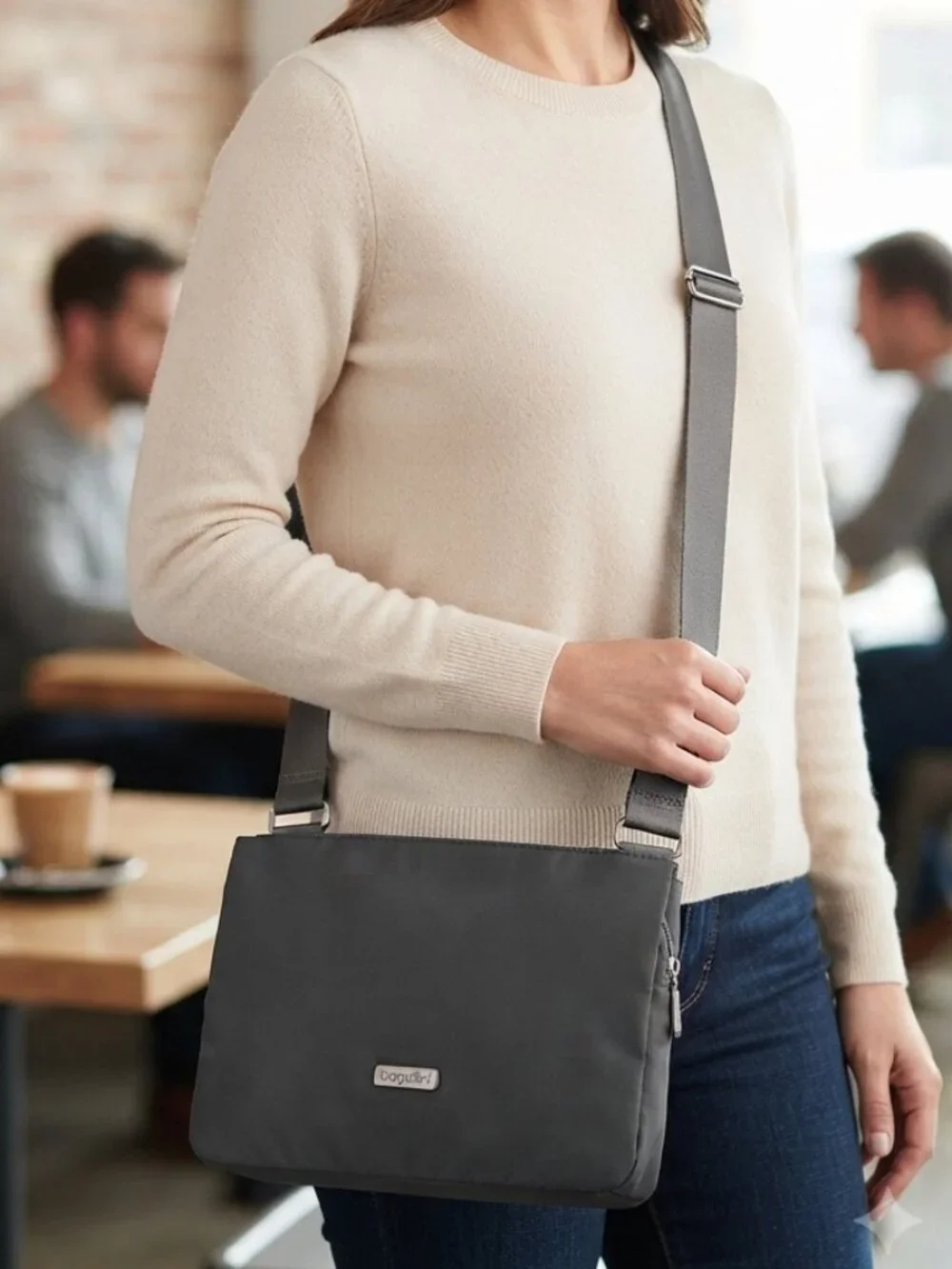 Baggallini Grey Lightweight Nylon Zipper Crossbody Travel Bag Collegiate Casual